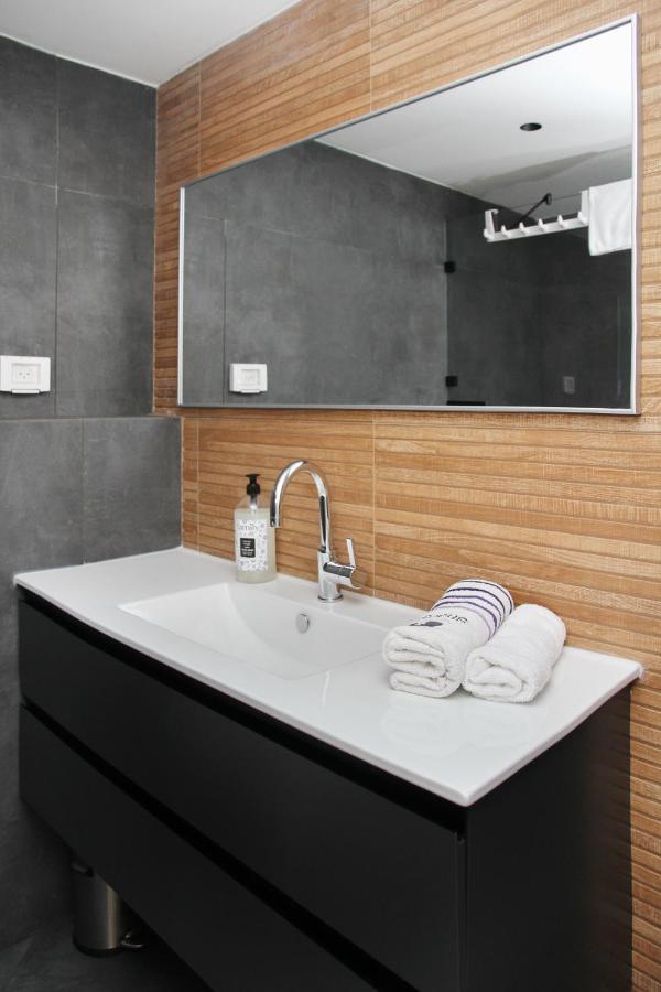 Apartments4You Leonardo 17 바트얌 외부 사진